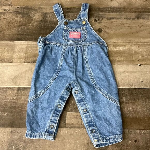 Vintage OshKosh B’gosh Girls Overalls Size 6/9 Months - Picture 1 of 10